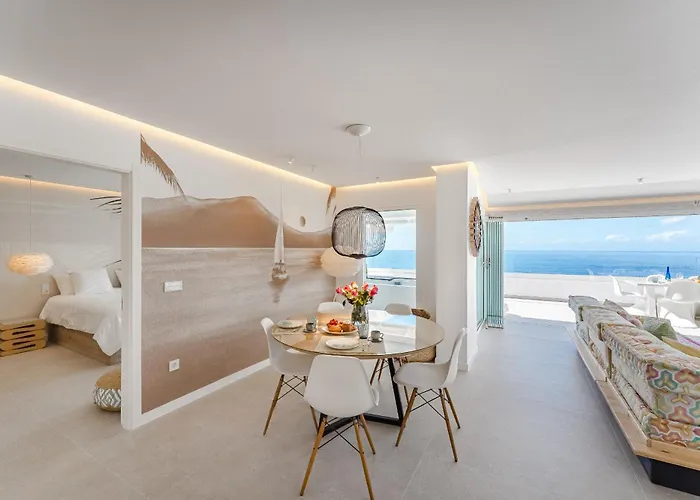 Blue Haven - Ocean View Penthouse With Private Jacuzzi And Community Pool