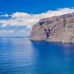 Blue Haven - Ocean View Penthouse With Private Jacuzzi And Community Pool דירה *