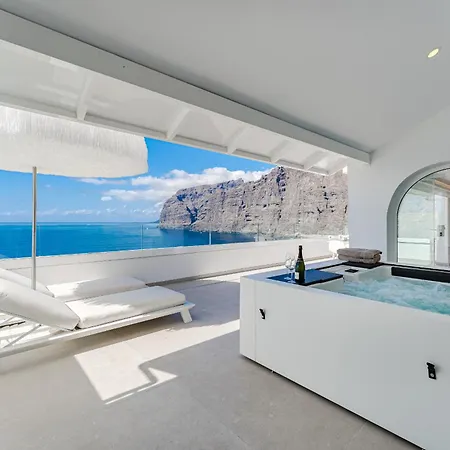 Blue Haven - Ocean View Penthouse With Private Jacuzzi And Community Pool Appartement