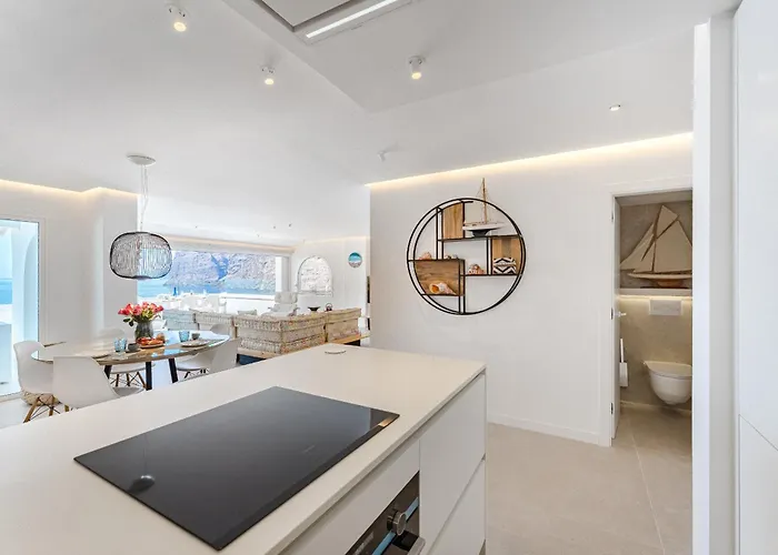 Blue Haven - Ocean View Penthouse With Private Jacuzzi And Community Pool *